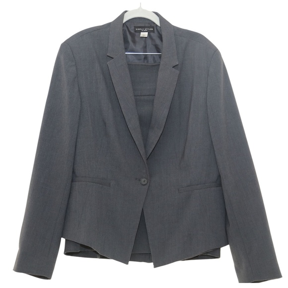 2-piece Gray Suit (Blazer and Skirt) - Picture 1 of 3